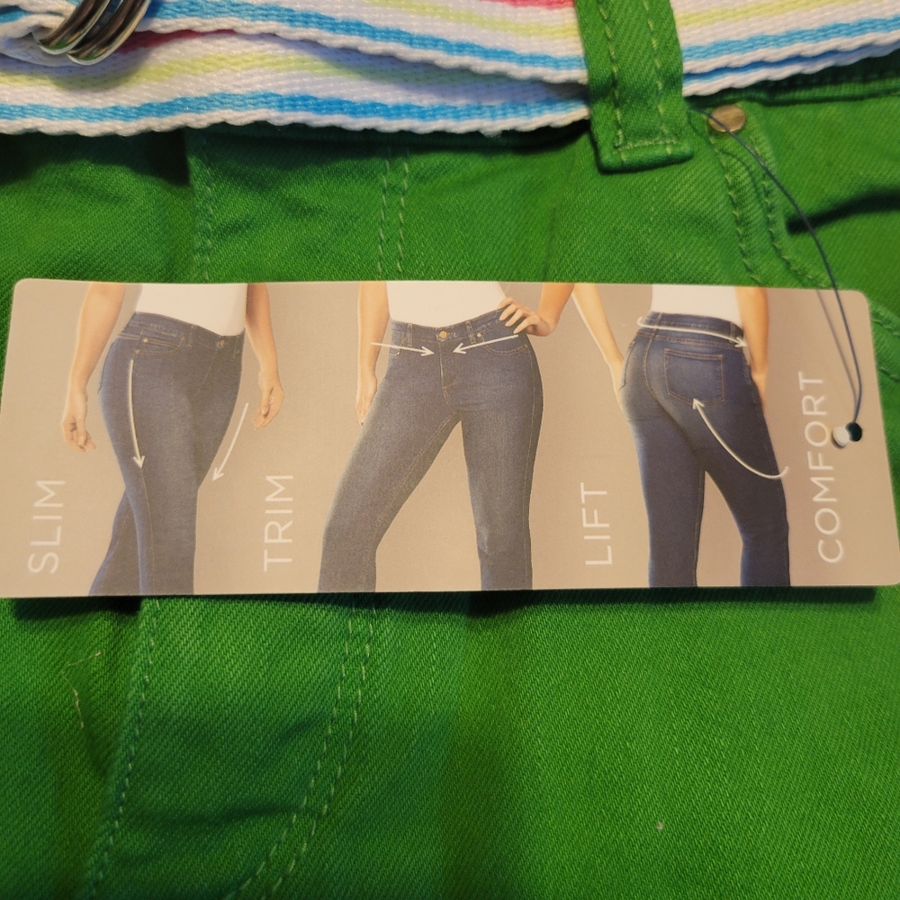 Capri Pants Size 12 Slimming NWT - Picture 4 of 8